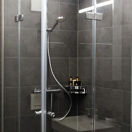 Lamira Serviced 3* Zurich