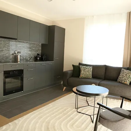 Aparthotel Lamira Serviced