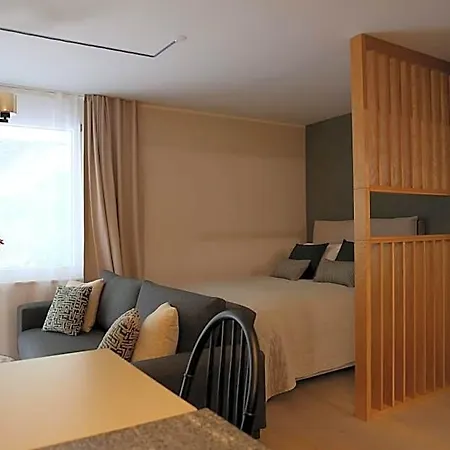 Aparthotel Lamira Serviced 4*