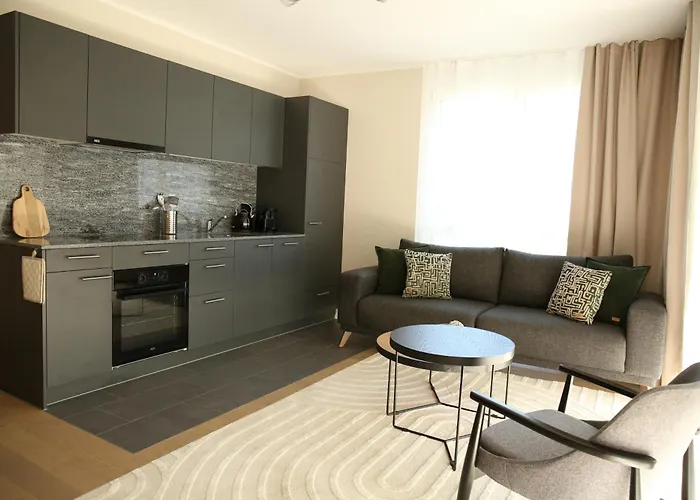 Aparthotel Lamira Serviced